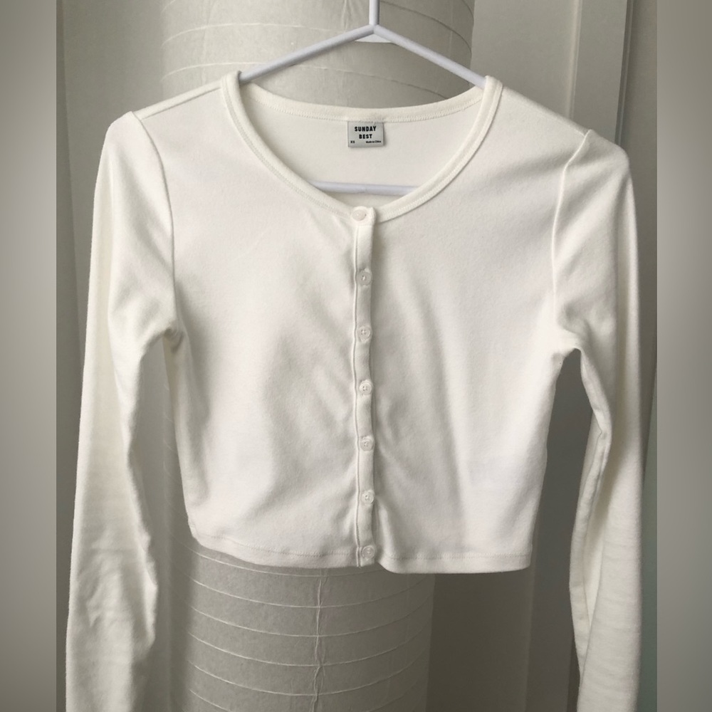 Aritzia / Sunday Best apple long sleeve XS